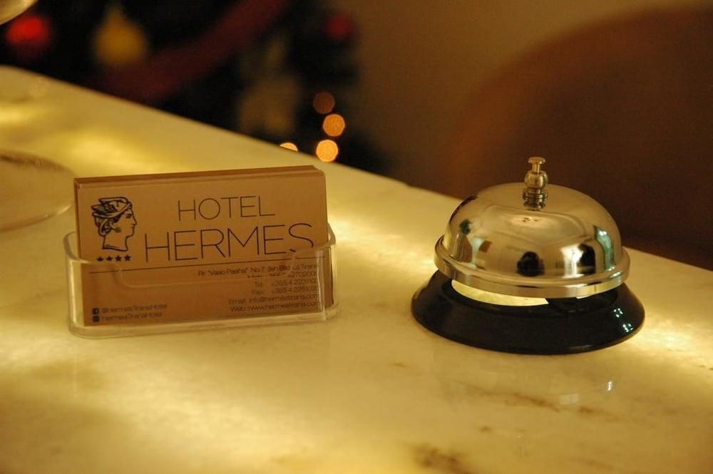Hotel Hermes Tirana Exterior foto